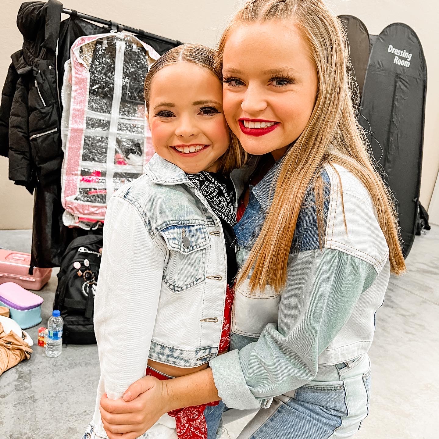 A day in the life of a dance mom featured by Nashville lifestyle blogger, Hello Happiness.