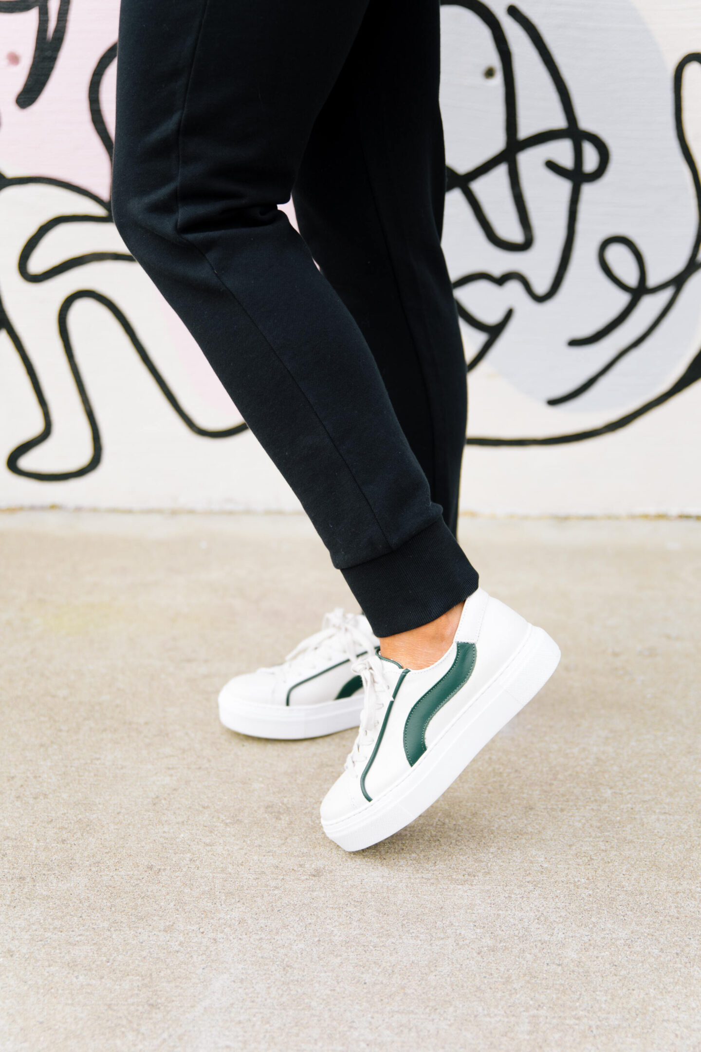 able nashville reviewed by top Nashville fashion blogger, Hello Happiness.