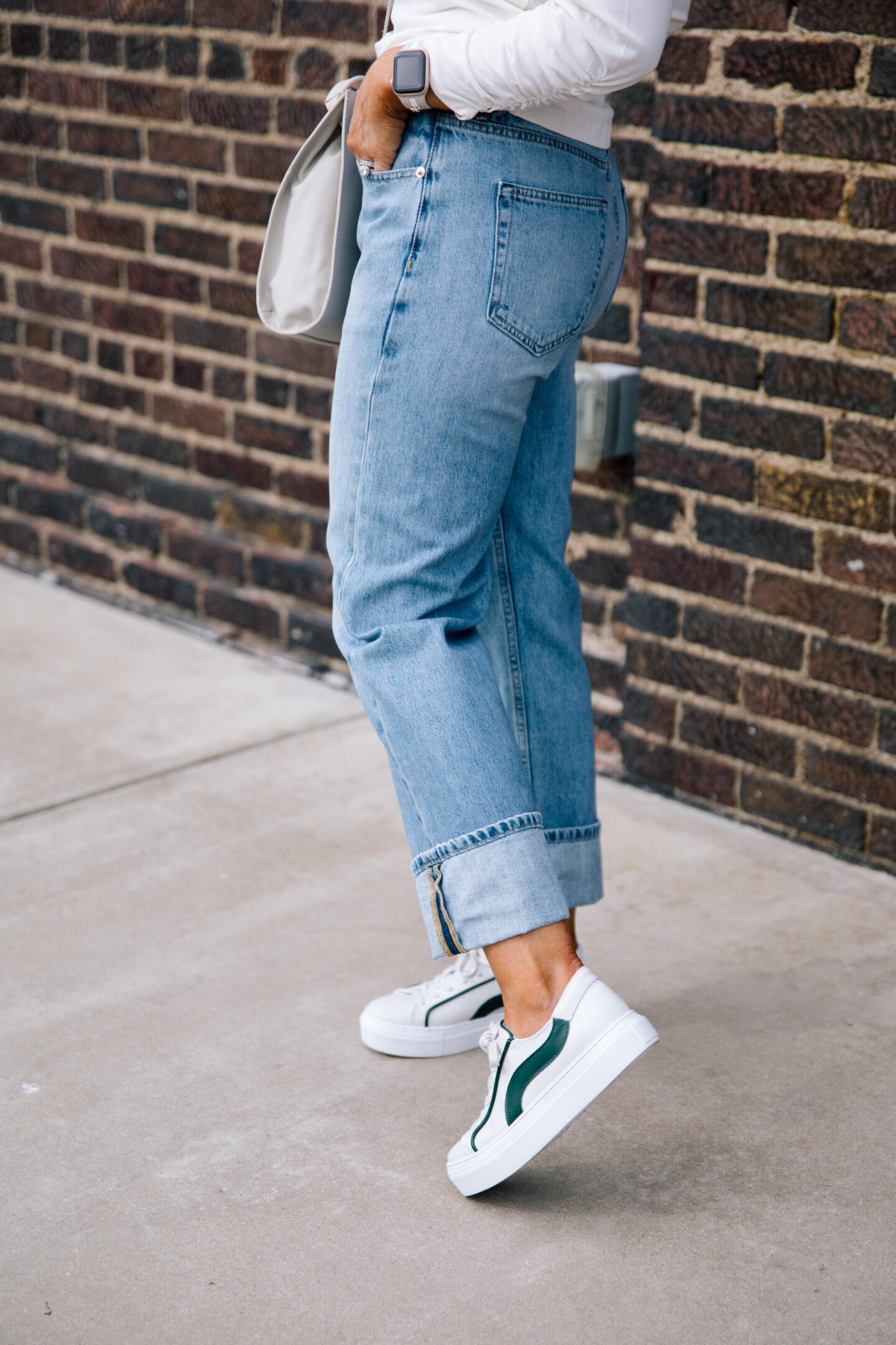 able nashville reviewed by top Nashville fashion blogger, Hello Happiness.